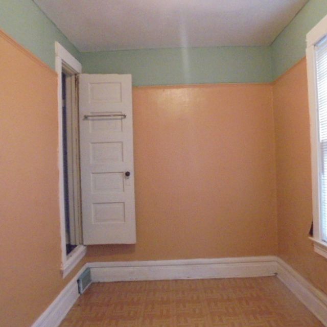 4414 N. Hamilton Ave.: As bought · front room